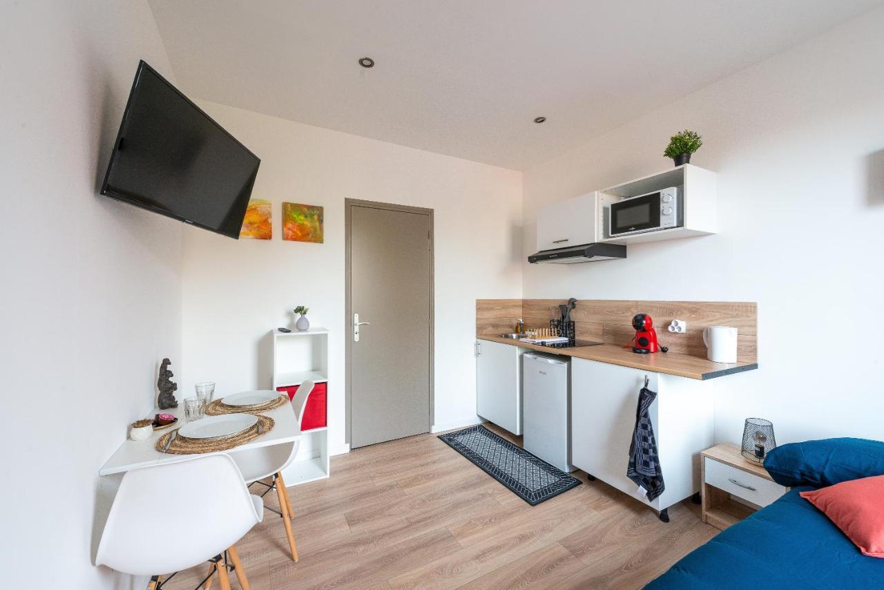 Malaka Home Anzin Экстерьер фото
