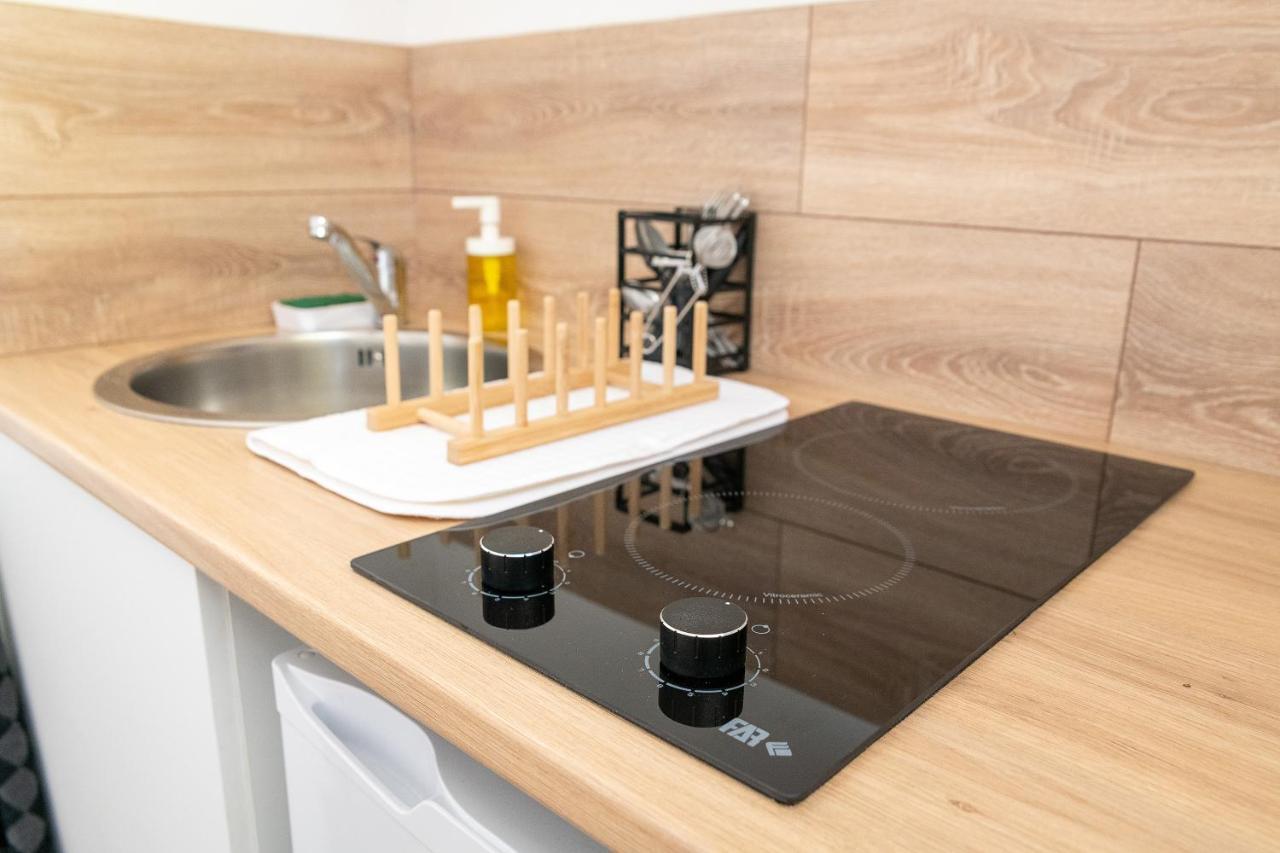 Malaka Home Anzin Экстерьер фото