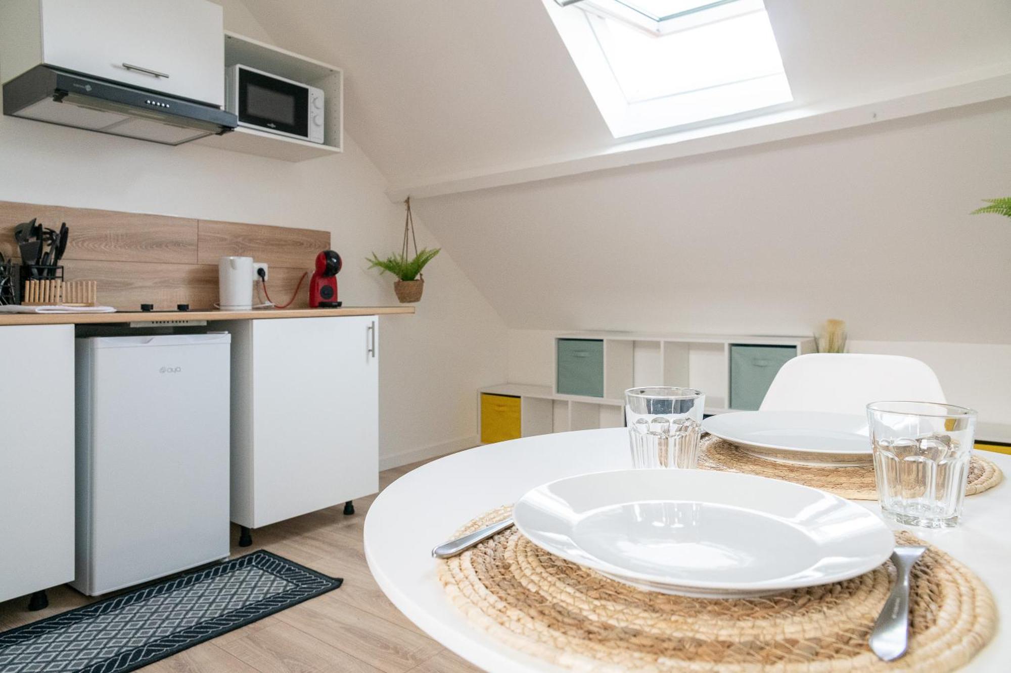 Malaka Home Anzin Экстерьер фото
