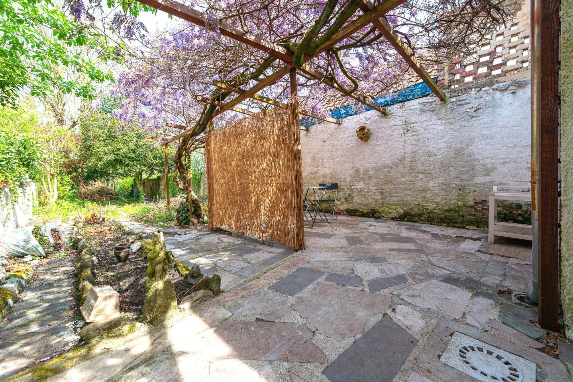 Malaka Home Anzin Экстерьер фото
