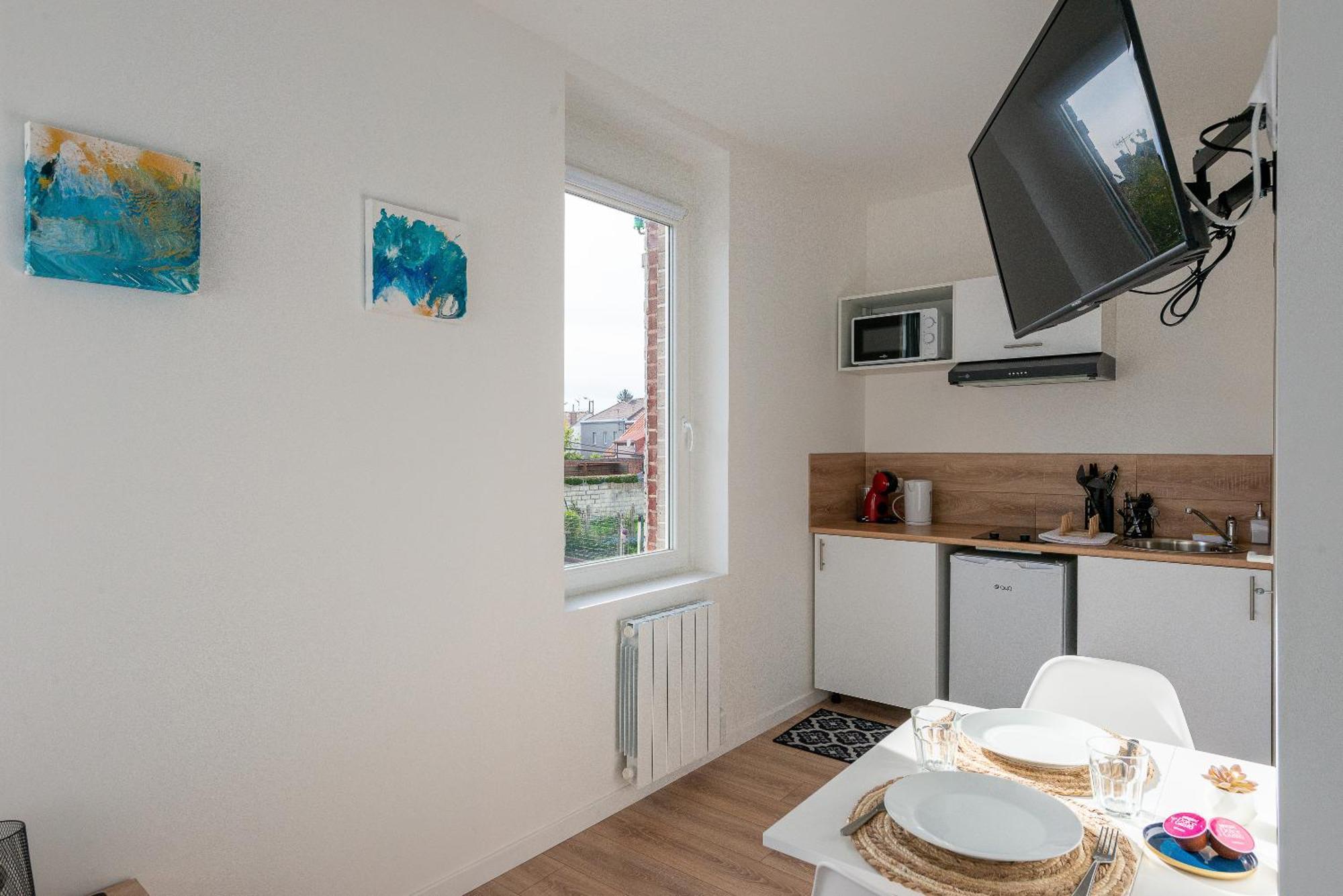 Malaka Home Anzin Экстерьер фото
