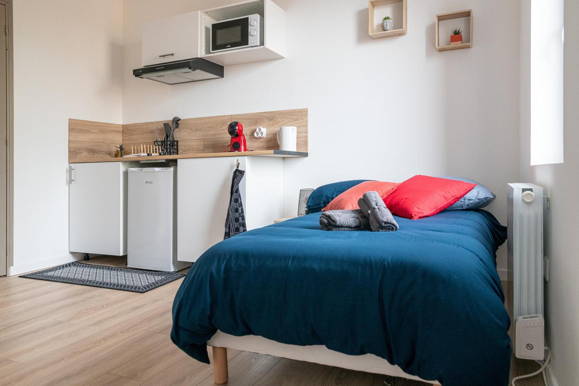 Malaka Home Anzin Экстерьер фото
